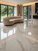 Carreau de sol rectangulaire Calacatta Jade White 60x120 cm – Porcelaine rectifiée brillante – Aspect marbre veiné de gris